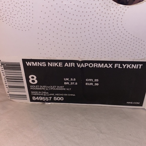 COPY - Women’s Nike Air Vapormax Flyknit - Picture 7 of 9